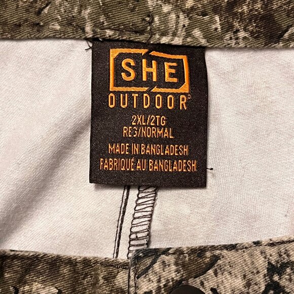 SHE Outdoor Utility Pants - Picture 3 of 3